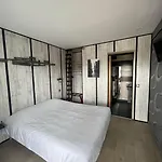 Hotel Eqynox