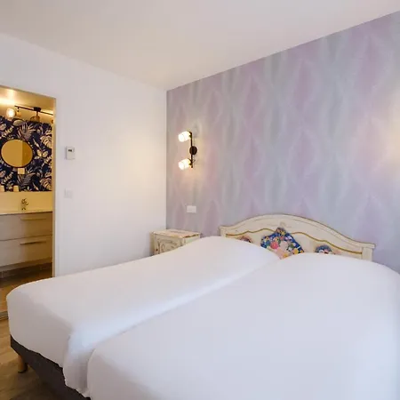 Hotel Eqynox